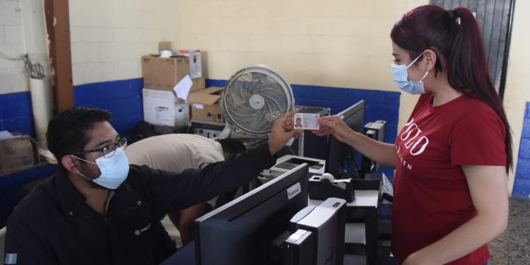 Más de 600 jalapanecos se benefician con jornada de servicios integrados