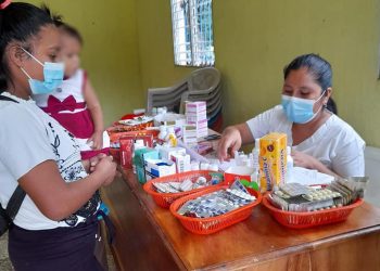 Feria de Salud beneficia a más de 300 personas en Retalhuleu