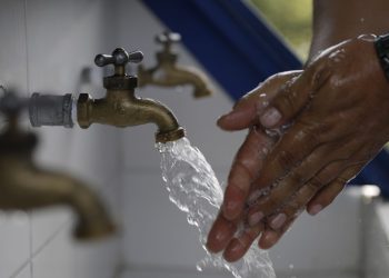 Gobierno garantiza acceso a agua potable a comunidad de Esquipulas