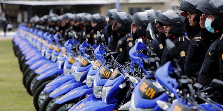 PNC fortalece operaciones con segundo lote de motocicletas