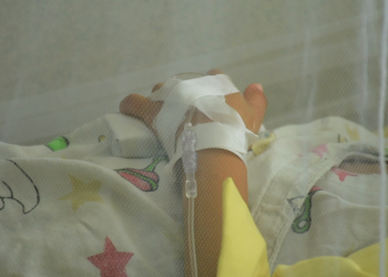 Este año, alrededor de 20 niños han sido atendidos por casos graves de dengue