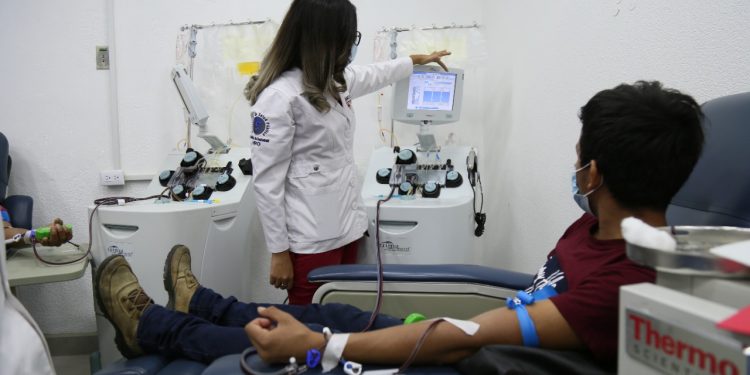Donantes de sangre del HRO