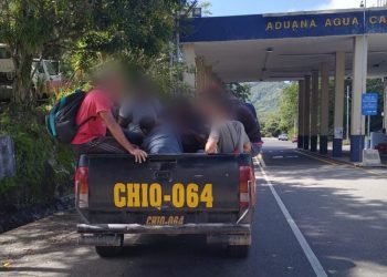 Extranjeros reciben asistencia y son remitidos a Migración