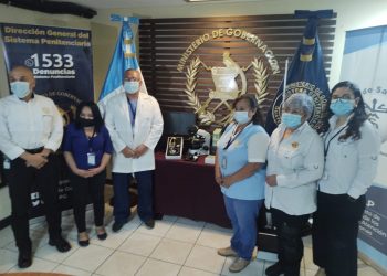 Autoridades del sistema penitenciario recibieron la donación de equipo médico.