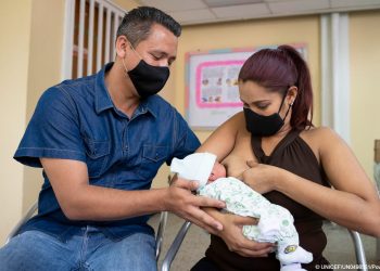 Espacios amigos de la lactancia materna brindan espacios seguros para las madres lactantes.