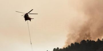 Unos mil 300 evacuados y 8 mil hectáreas quemadas en el noreste de España