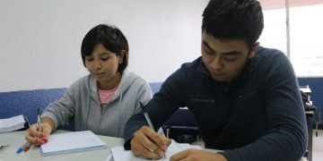 El Mineduc ha iniciado con la inscripción de estudiantes para que opten por una beca para aprender inglés.