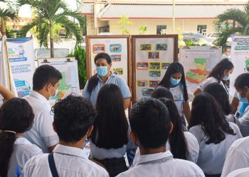 Estudiantes se capacitaron con el diplomado guardianes ecológicos.