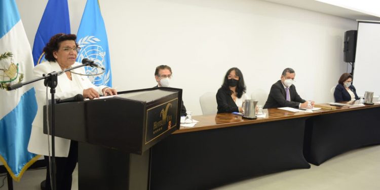 Presentan lineamientos para prevenir hepatitis en mujeres embarazadas