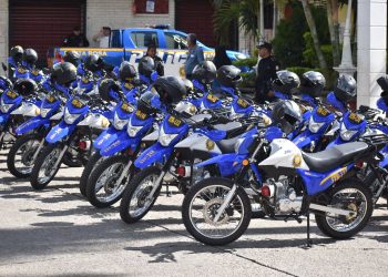 Agentes policiales de Santa Rosa son fortalecidos con motocicletas