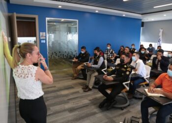 El curso sobre combate al contrabando fue recibido por personal de unidades operativas de la PNC.