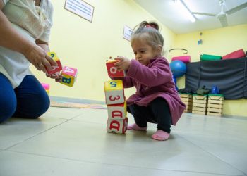 La primera infancia es el grupo de niños desde los 0 hasta los 6 años.