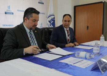 Firman carta de entendimiento para capacitar al personal de Senabed