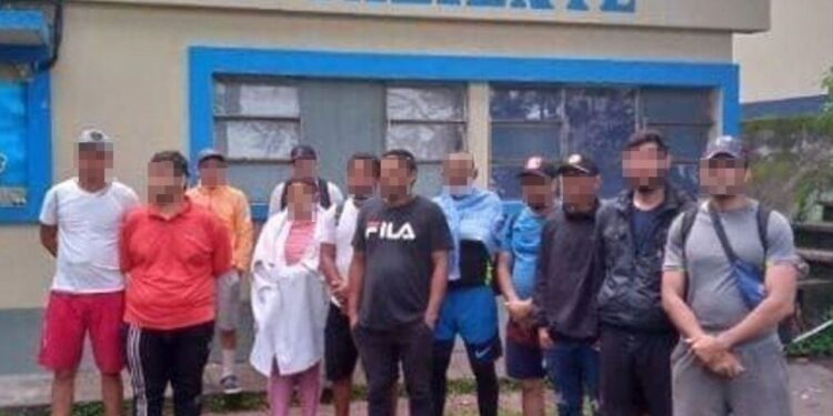 Remiten a Migración a venezolanos por ingreso irregular al país