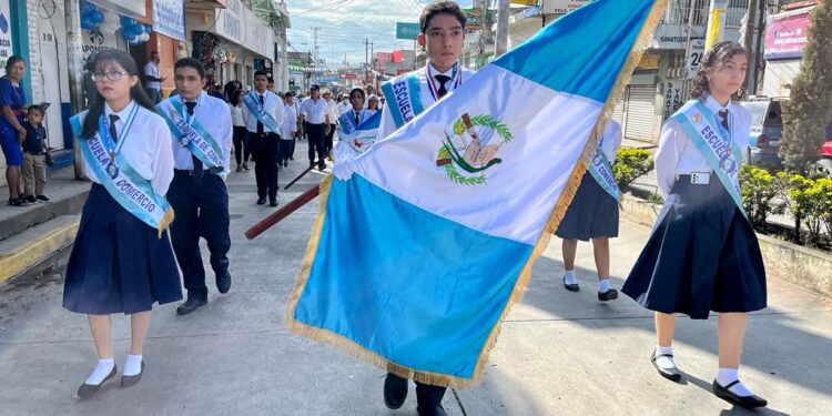 Fervor patrio enlas calles de Jutiapa