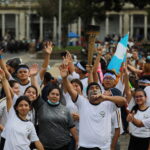 Guatemaltecos celebran la independencia patria