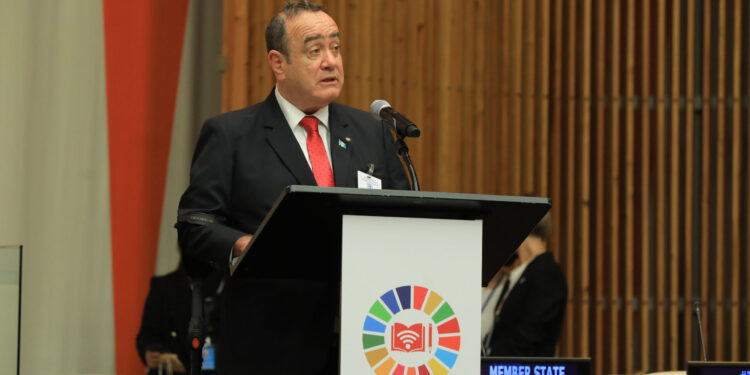 Presidente hace intervención en la Cumbre sobre la Transformación de la Educación