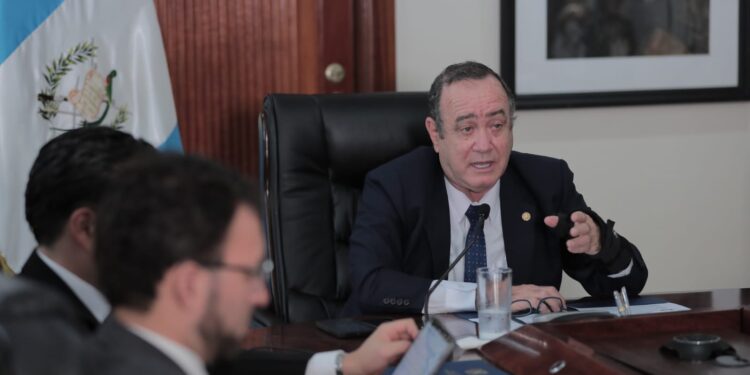 Mandatarios de Guatemala y Costa Rica reafirman relación bilateral