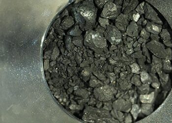 Hallan agua carbonatada y materia orgánica en muestras del asteroide Ryugu