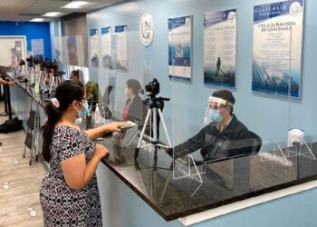 Atención de guatemaltecos en consulados
