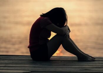 Ministerio de Salud llama a reconocer señales para prevenir el suicidio