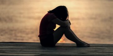 Ministerio de Salud llama a reconocer señales para prevenir el suicidio