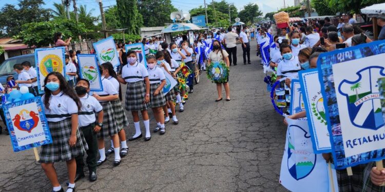 Fervor por las fiestas patrias