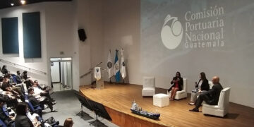 Exponen nuevas tecnologías de transporte marítimo más ecológico