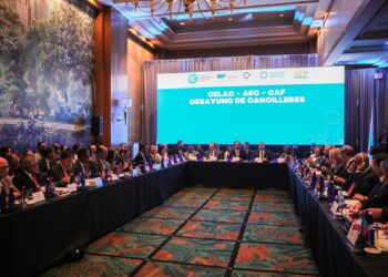 Funcionarios de Latinoamérica y el Caribe conversan sobre desarrollo de la región