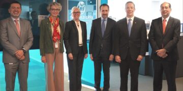 Delegación guatemalteca discute cooperación con organismos bancarios internacionales