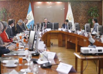 Presentan avances de Guatemala no se Detiene a organismos bancarios internacionales