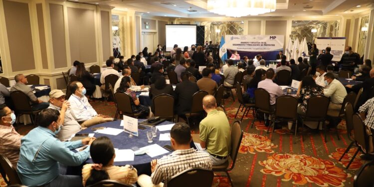 Efectúan taller en apoyo a la gestión municipal