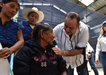 Entregan nuevas notificaciones del Programa del Adulto Mayor en Quiché