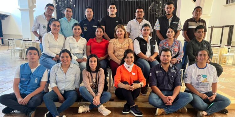 MARN refuerza capacidades de comunas en la gestión integral de residuos