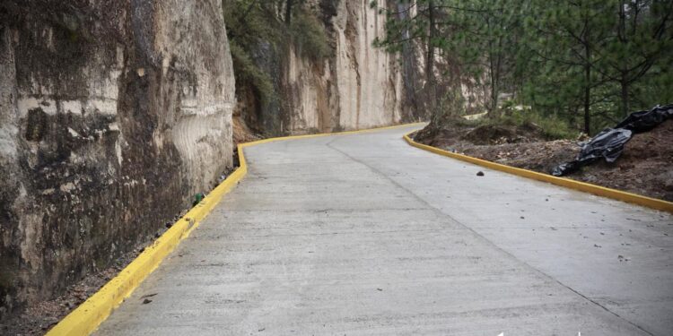 Optimización de camino rural favorece el desarrollo de Santa Lucía La Reforma