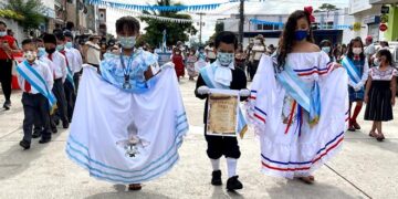 Jutiapa reactiva caminatas y desfiles cívicos