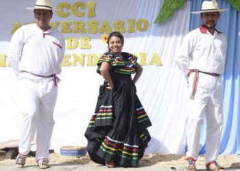 Jalapa: vuelven a las calles los festejos a la patria