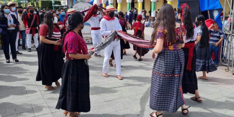 Huehuetenango festeja independencia de la corona española