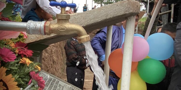 Inauguran proyecto de agua potable en cantón Oxlajuj, Totonicapán