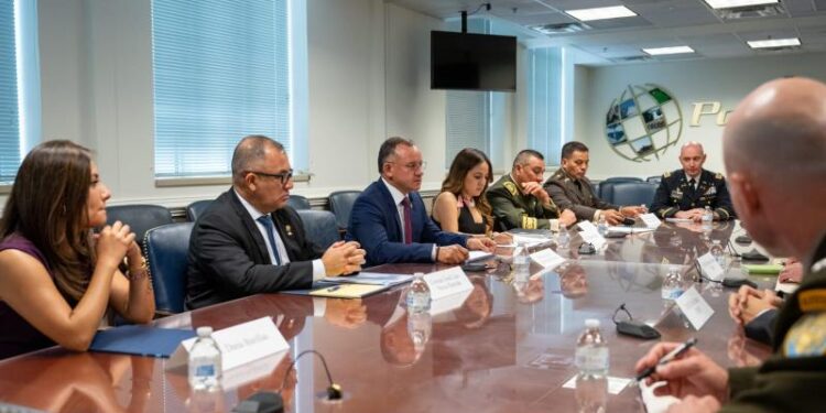 Guatemala y Estados Unidos dialogan sobre estrategias de combate al crimen transnacional