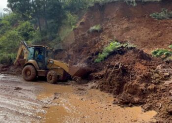Covial atiende incidentes en carreteras de Jalapa