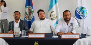 Celebran reunión bilateral agropecuaria entre Guatemala y Belice, en Petén