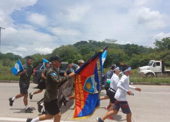 Ejército apoya traslado de Antorcha Centroamericana hacia El Salvador