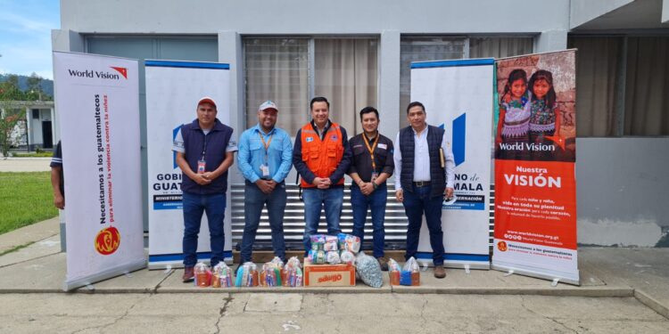 Familias de Huehuetenango afectadas por lluvias reciben materiales y kits de higiene