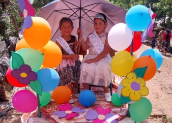 Alumnos de Zacapa celebraron independencia nacional con “pushcarros”