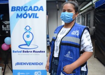 Personal de salud apoya en brigadas móviles de salud en Alta Verapaz. /Foto: MSPAS