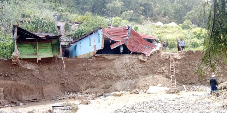Temporada de lluvias ha dejando diversos daños a viviendas e infraestructura. Foto: CONRED