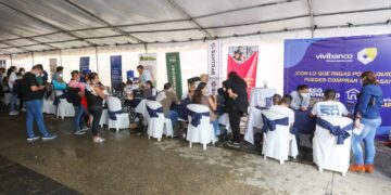 Por tercer día consecutivo, desarrollan la Feria para la Vivienda Social