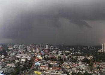 Insivumeh prevé lluvias y actividad eléctrica en tres departamentos esta tarde