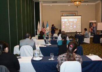 Salubristas finalizan taller para fortalecer la gestión y calidad del gasto